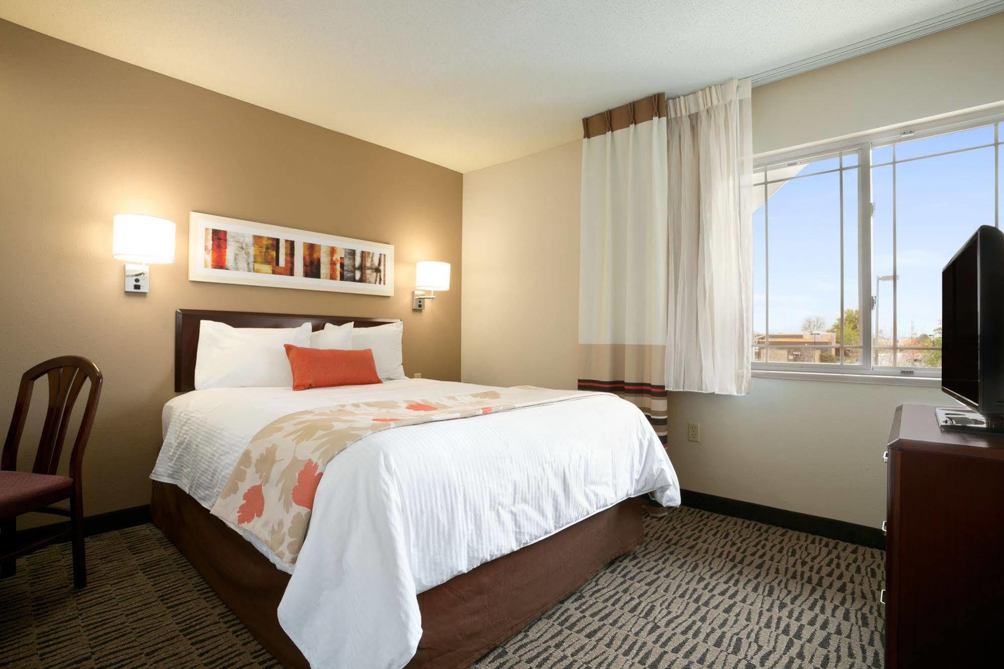 Mainstay Suites Raleigh - Cary エクステリア 写真