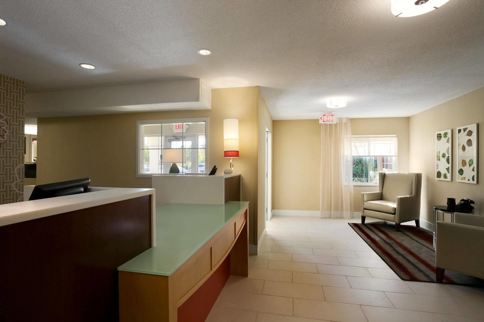 Mainstay Suites Raleigh - Cary エクステリア 写真